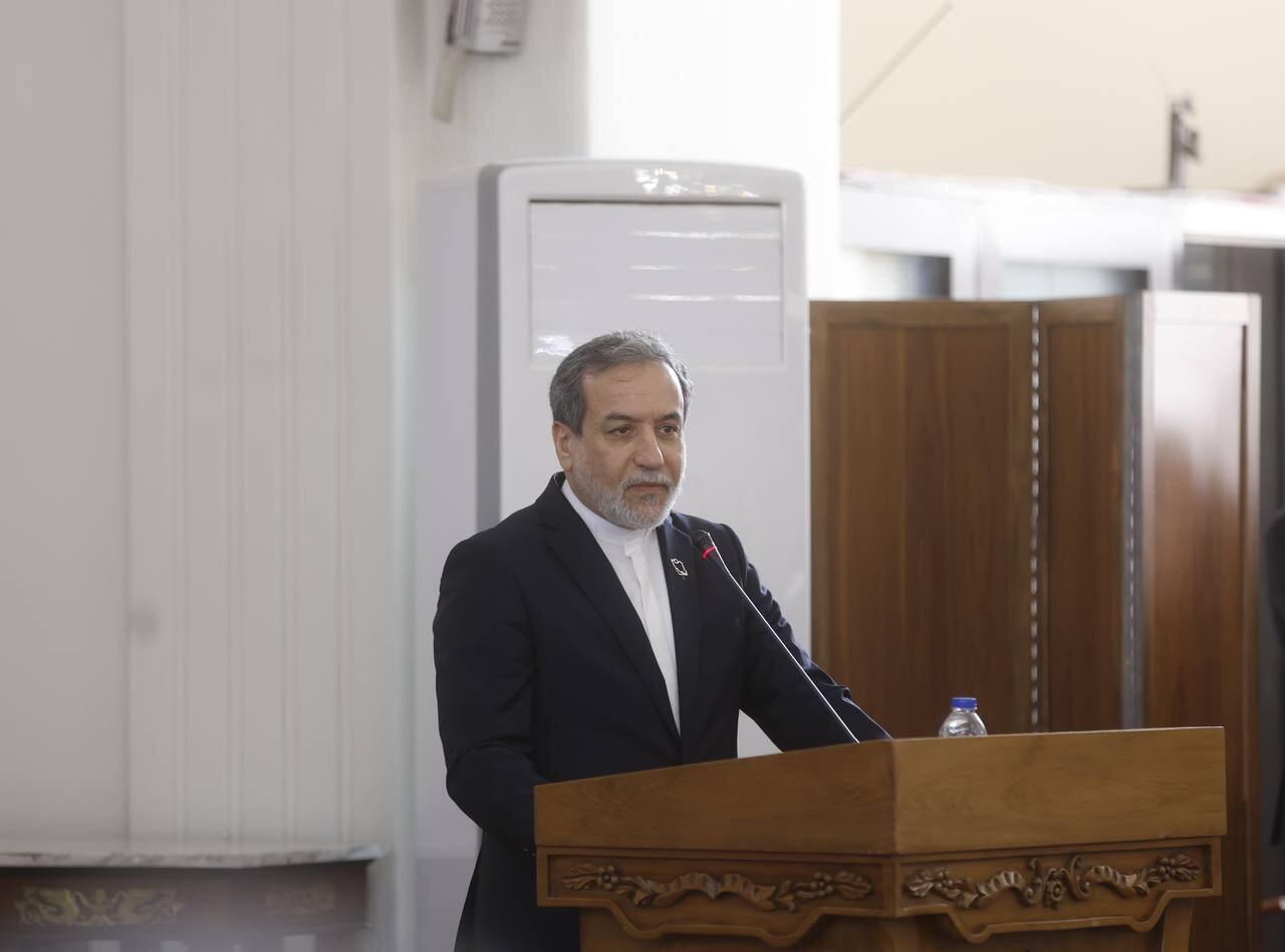 هشدار صریح عراقچی؛ دشمنان فکر نکنند... | مقاومت سلاح دارد، ولی متکی به سلاح نیست | مأموریت خود را انجام دادیم و هیچ منتی هم بر هیچ کسی نیست