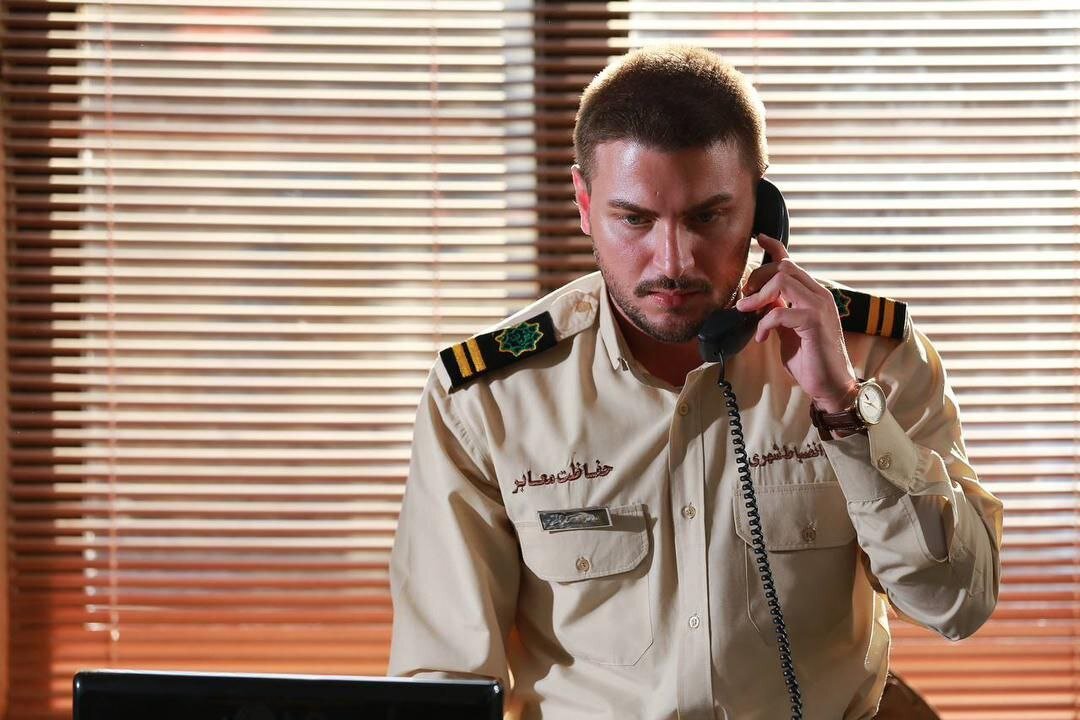 عکسهای بازی پژمان بازغی و حمید گودرزی در «یک، سه، هفت» ببینید