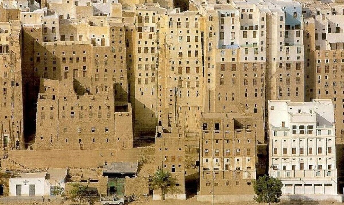 قدیمیترین شهر عمودی جهان کجاست؟ | عکس
