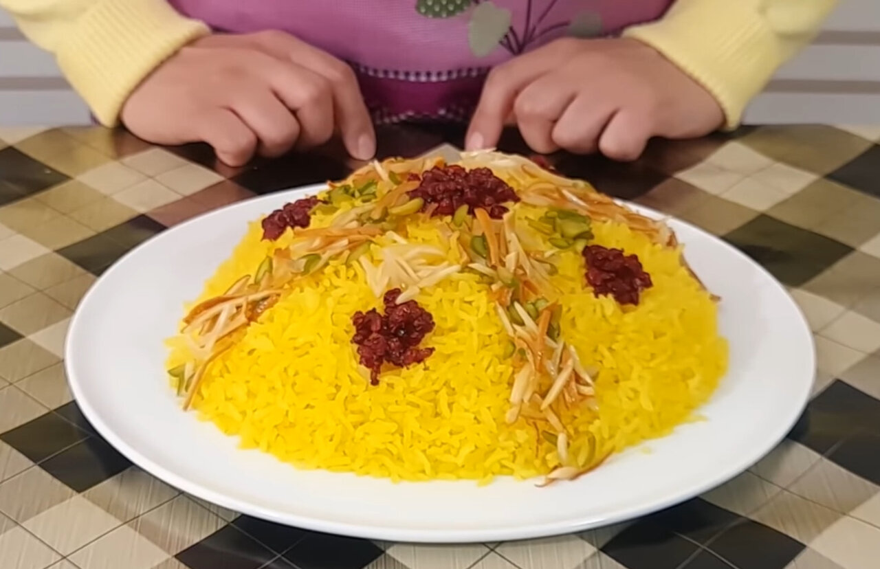 طرز تهیه شکرپلوی شیرازی با خورشت قیمه مجلسی