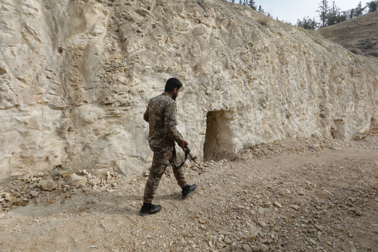 کشف شبکهای از تونل ها که گارد نظامی را با کاخ ریاست جمهوری مرتبط می کرد | تصاویر