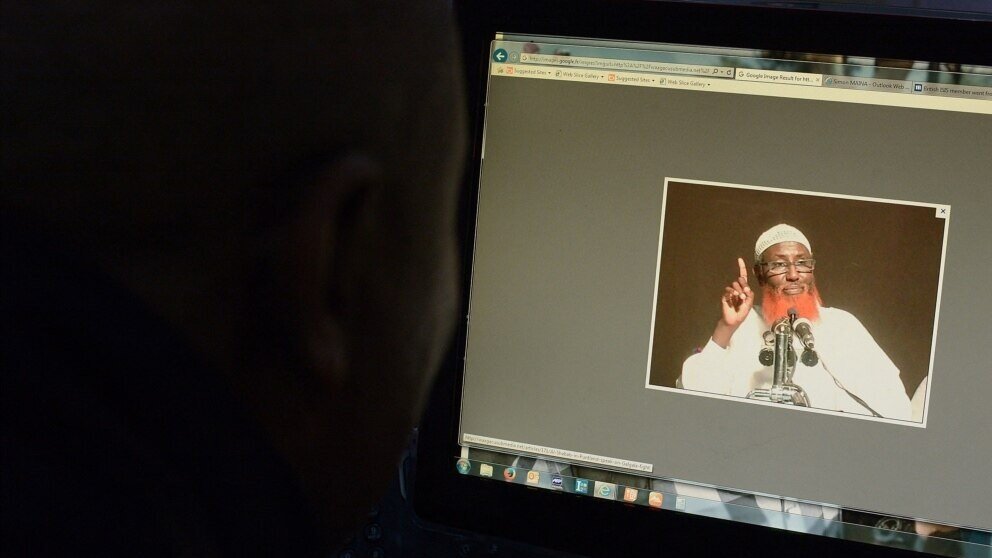 این سیاهپوست ریش حنایی رهبر داعش است؟ | تصاویر