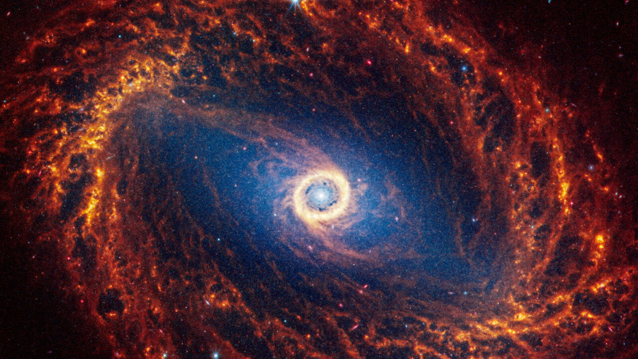 یک شهابسنگ شگفتانگیز در آسمان ۲۰۲۵ | معمایی که هنوز پاسخی ندارد