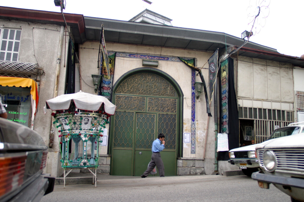 نیما و جلال در کدام محله تهران قدم میزدند؟