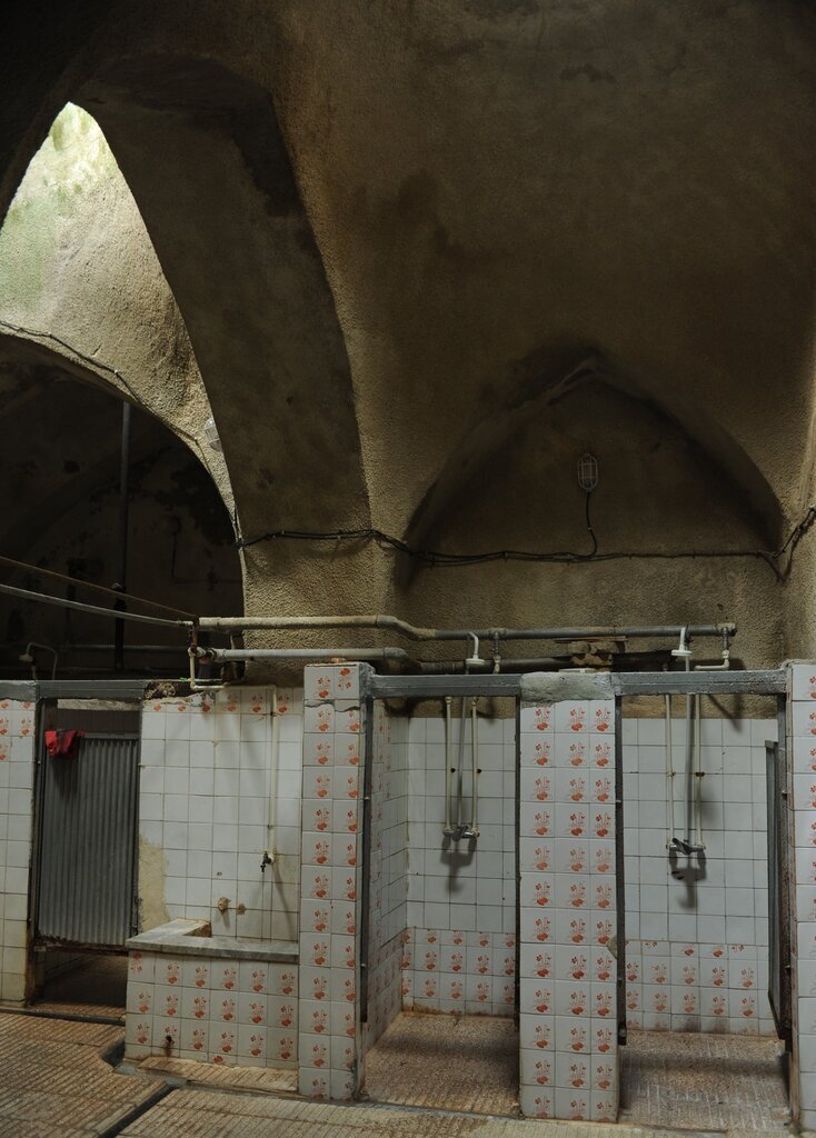 جنبش خزینه چرا و چگونه به راه افتاد؟ | نخستین حمام دوشدار تهران کار یک فرانسوی بود