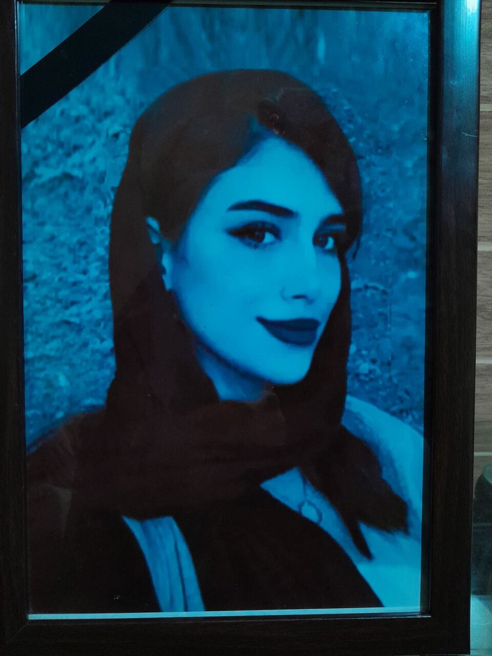 پشت پرده مرگ اسرارآمیز نوعروس ۱۶ ساله برملا شد | ماجرای کشف قرصهای مخدر چه بود؟