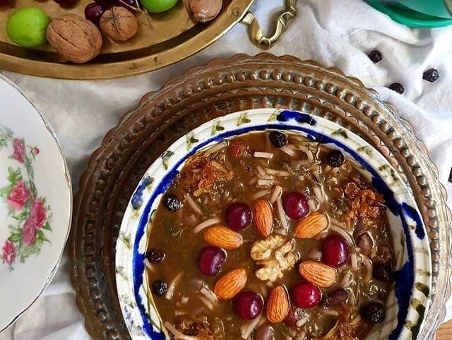 طرز تهیه آش میوه مجلسی با انواع میوه های تازه و خشک