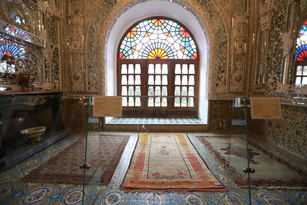 شمسالعماره، آسمانخراشی کارتپستالی