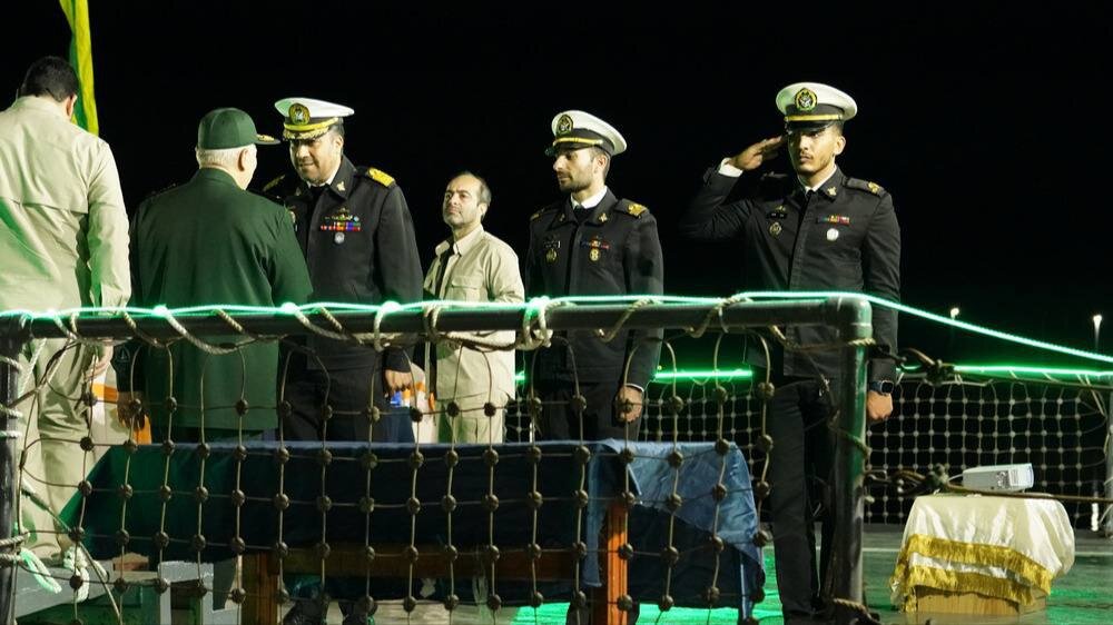 نظامیان ۸ کشور به همراه سرلشکرصفوی در جزیره بوموسی و تنگه هرمز | تصاویر