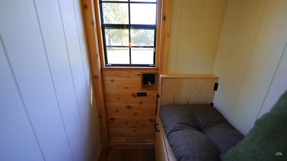 تصاویر داخل کوچکترین خانه جهان ؛ حاضرید اینجا زندگی کنید؟ تصاویر داخل کوچکترین خانه جهان ؛ حاضرید اینجا زندگی کنید؟