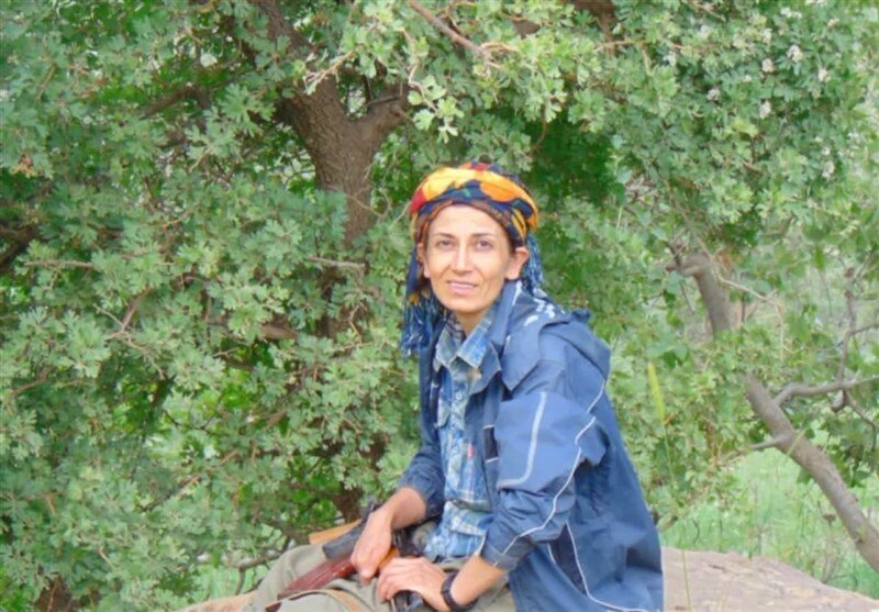 پخشان عزیزی؛ مددکار اجتماعی یا عضو گروههای تروریستی؟ | جزئیات + تصاویر