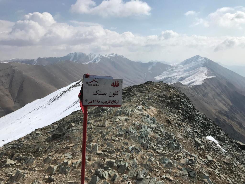 قلهنوردی در دربند زمستانی