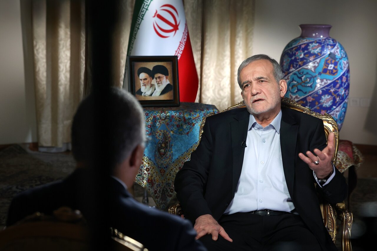 قاب هایی از مصاحبه دکتر پزشکیان با شبکه تلویزیونی NBC آمریکا