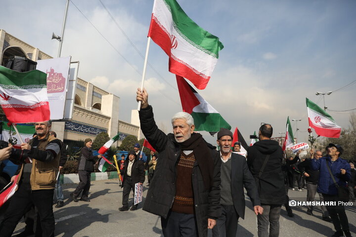 تصاویر نماز جمعه امروز تهران به امامت حجت الاسلام والمسلمین صدیقی