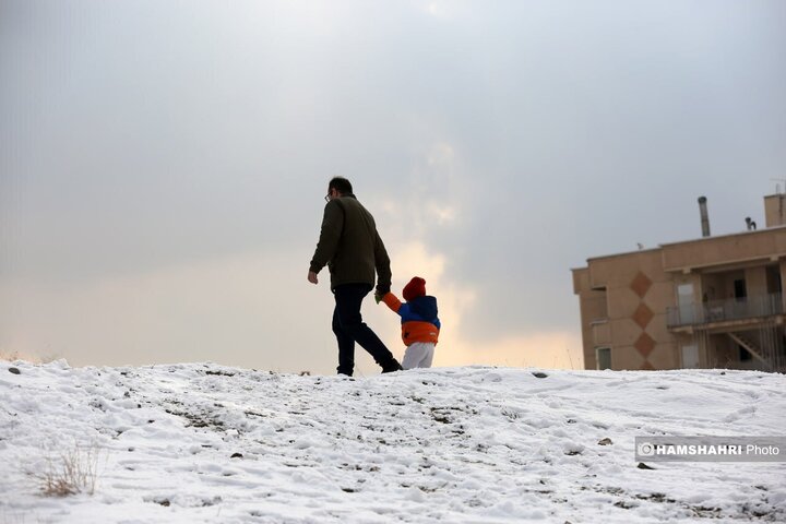 یک روز برفی در تهران