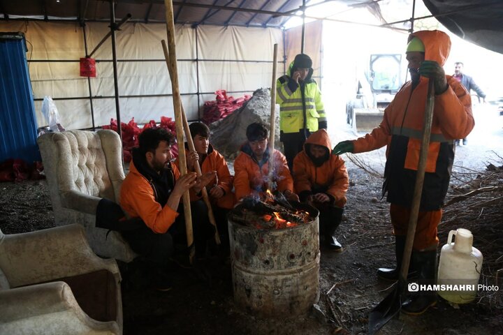 یک روز برفی در تهران