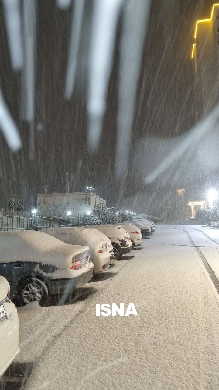 حجم برف در پردیس تهران | تصاویر