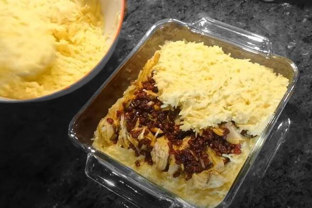 روش تهیه ته چین مرغ برای ۶ نفر | فوت و فن خوشعطر و خوشمزه شدن ته چین مرغ ؛ ادویه مرغ را چه موقع به غذا اضافه کنیم ؟