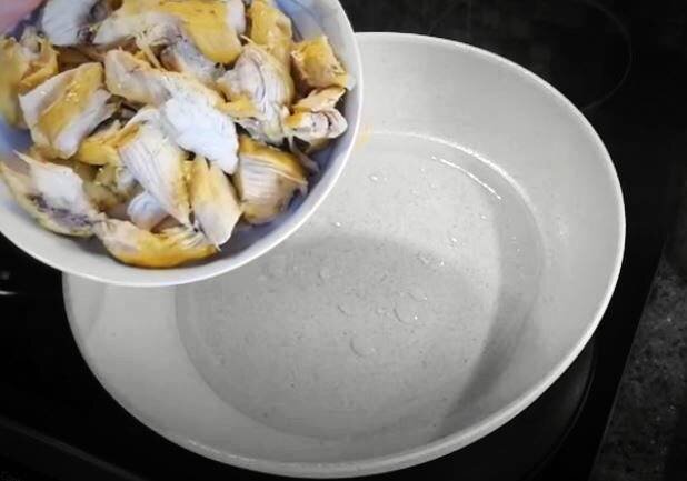 روش تهیه ته چین مرغ برای ۶ نفر | فوت و فن خوشعطر و خوشمزه شدن ته چین مرغ ؛ ادویه مرغ را چه موقع به غذا اضافه کنیم ؟