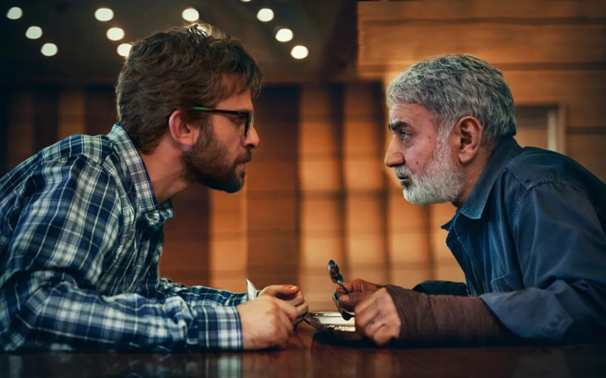 رد پای ترور در فیلمهای سینمای ایران را اینجا پیدا کنید