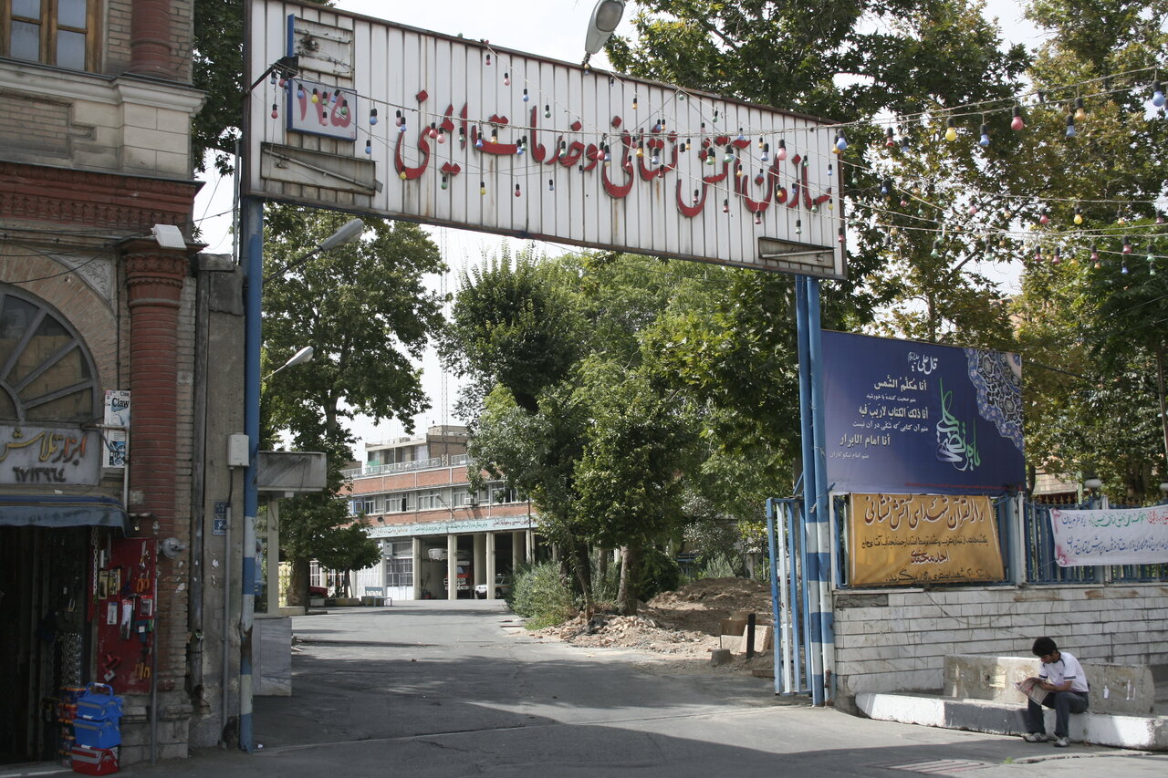 فرشتههای جانسخت تهران | عکس های تاریخی کمتر دیده شده از آتشنشانان تهران