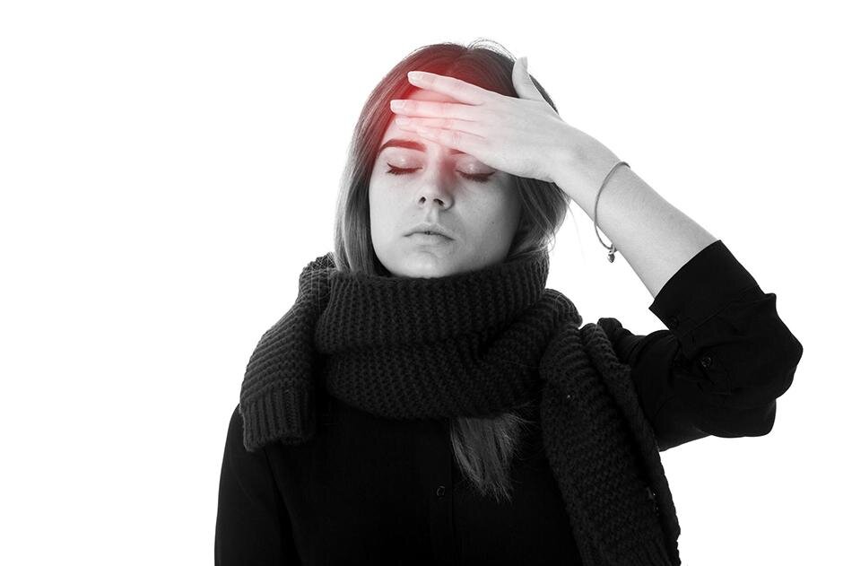 نشانههای حمله میگرن چیست و چگونه میتوان آن را مدیریت کرد؟