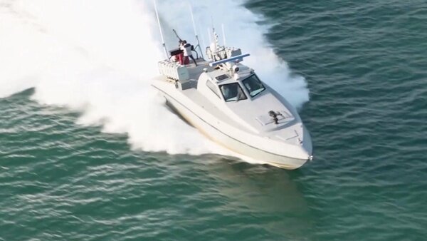 جدیدترین شناور تندروی سپاه با نام طارق