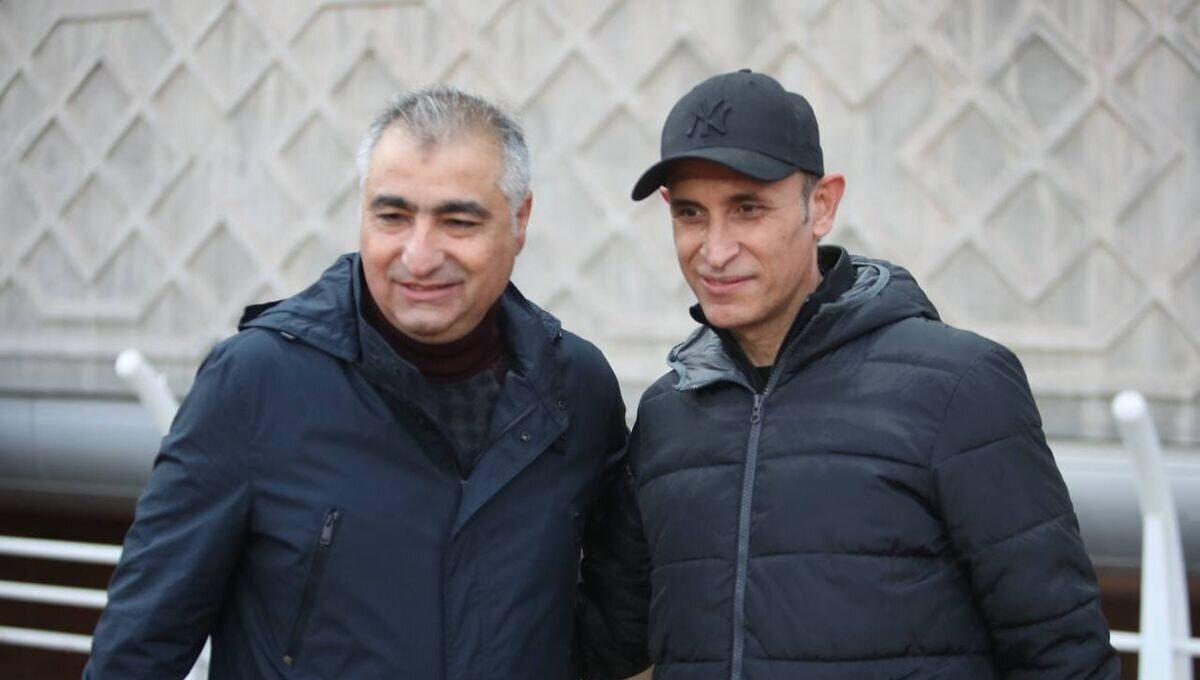 توهین وحشتناک ساکت الهامی به یحیی گل محمدی | یحیی خودش را به ننه من غریبم بازی میزند! + فیلم الهامی گل محمدی