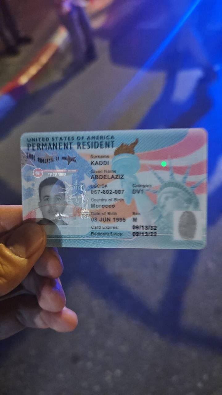 اسناد هویتی همراه مجری عملیات ضدصهیونیستی در تلآویو | تصاویر