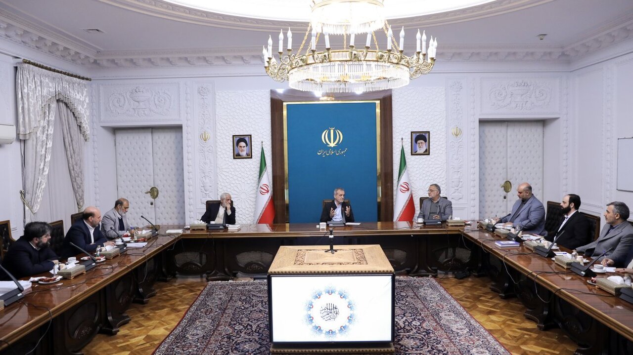 دیدار زاکانی و پزشکیان