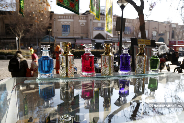 کوچه مروی صنف عطر و ادکلن فروشها