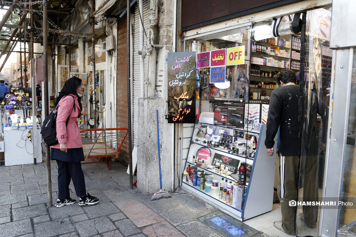 کوچه مروی صنف عطر و ادکلن فروشها