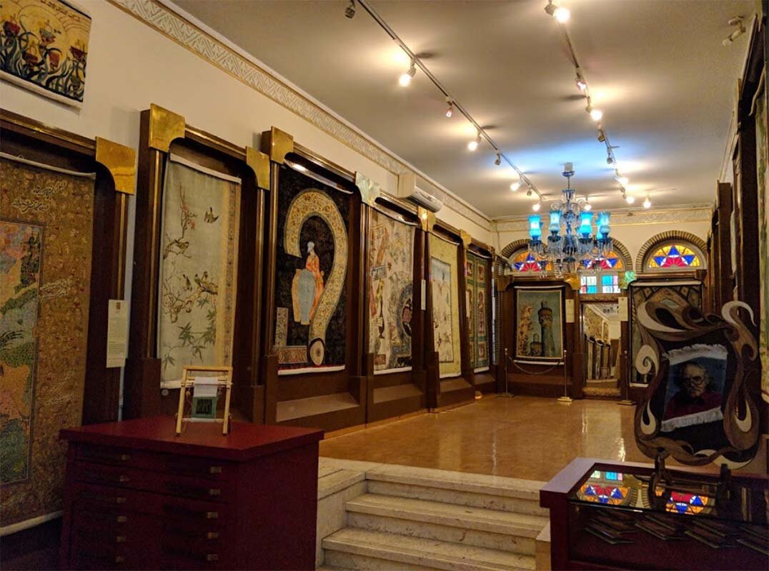 دنیایی از هزار رج و هزار رنگ در موزه رسام عربزاده