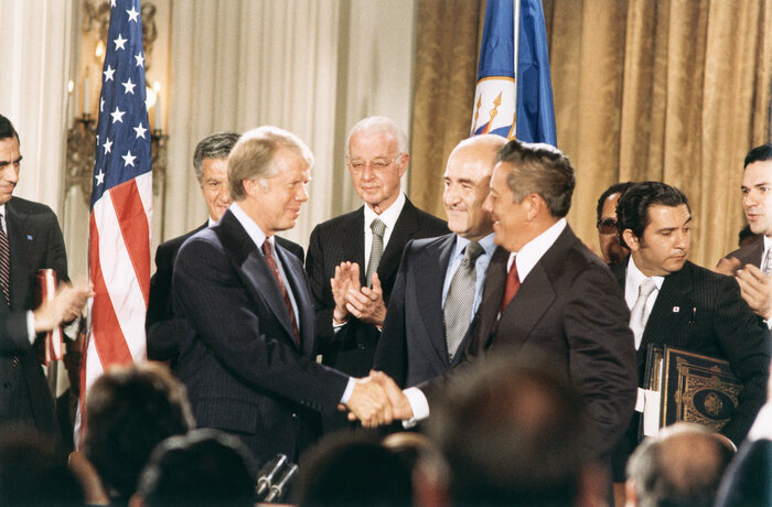 چشم طمع ترامپ به کانال پاناما؛ چرا این آبراهه بیناقیانوسی مهم است؟ | مالک کانال کیست؟