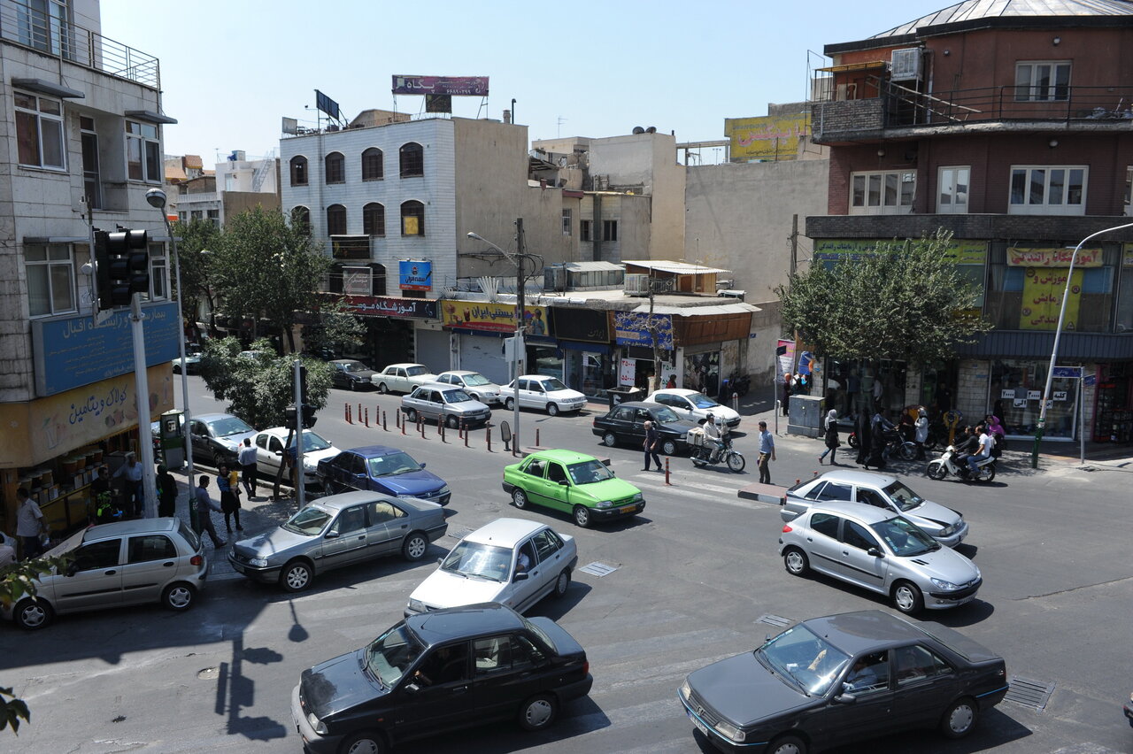 یاد سلطنتآباد و ماشینهای آقای رئوف بخیر!