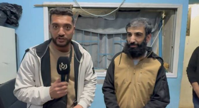 ماجرای جنجالی اسیر اردنی در بند اسرائیل که حاضر به آزادی نشد+ تصاویر | عمار الحویطات کیست؟ | به او گفتم السنوار به هیچ کس نمیخندد...