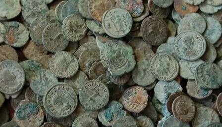 وقتی شندرغاز نمی‌ارزه، چرا سکه‌ها را با دندان گاز می‌گرفتند؟