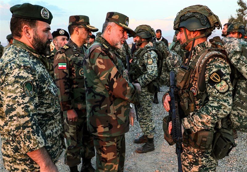 رزمایش تهاجمی ارتش در غرب کشور | حضور سرلشکر باقری در منطقه رزمایش | تصاویر