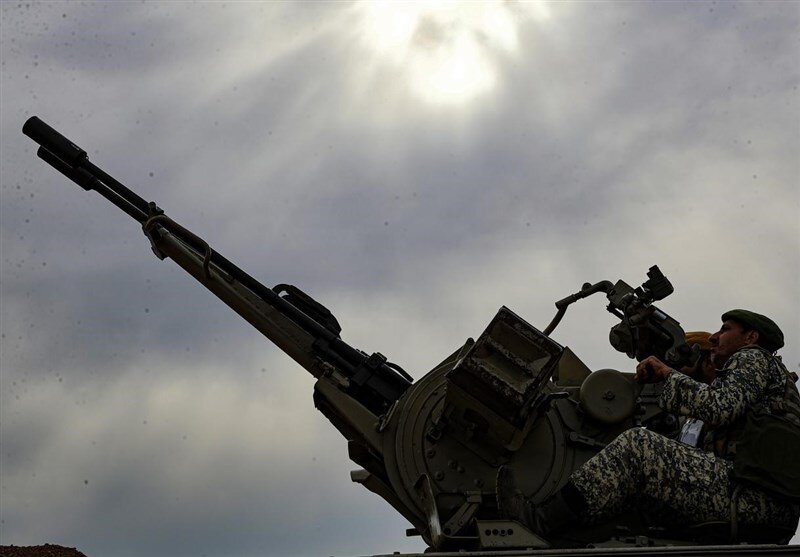 رزمایش تهاجمی ارتش در غرب کشور | حضور سرلشکر باقری در منطقه رزمایش | تصاویر