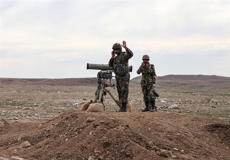 رزمایش تهاجمی ارتش در غرب کشور | حضور سرلشکر باقری در منطقه رزمایش | تصاویر