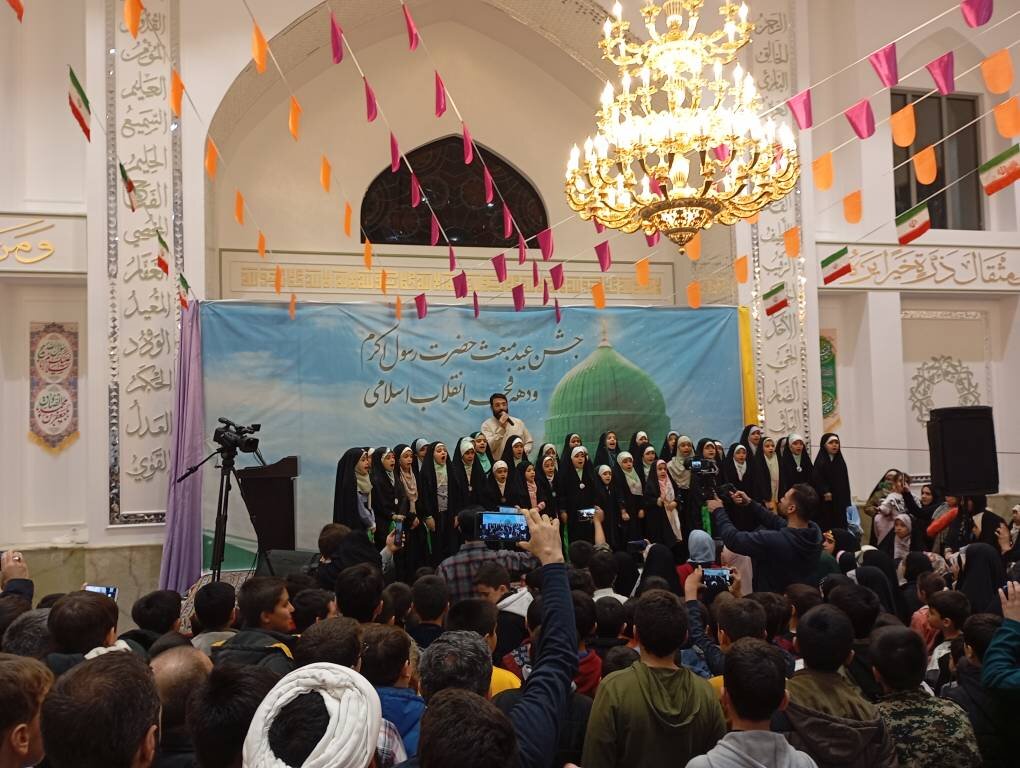 جشن بزرگ اهالی شرق با حضور شهردار تهران مسجد صاحب الزمان