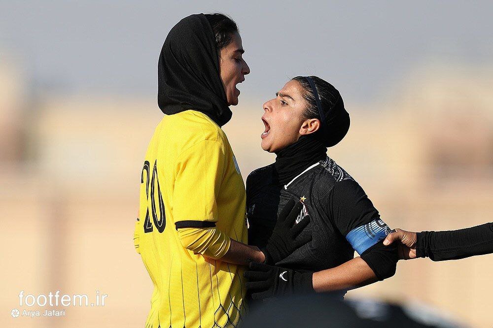 درگیری در فوتبال زنان ؛ دیدار تام و سپاهان اصفهان | تصاویر