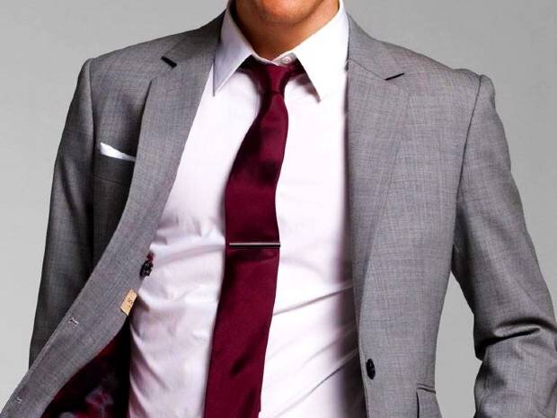 شخصیت شناسی از روی مدل و رنگ لباسی که می پوشید