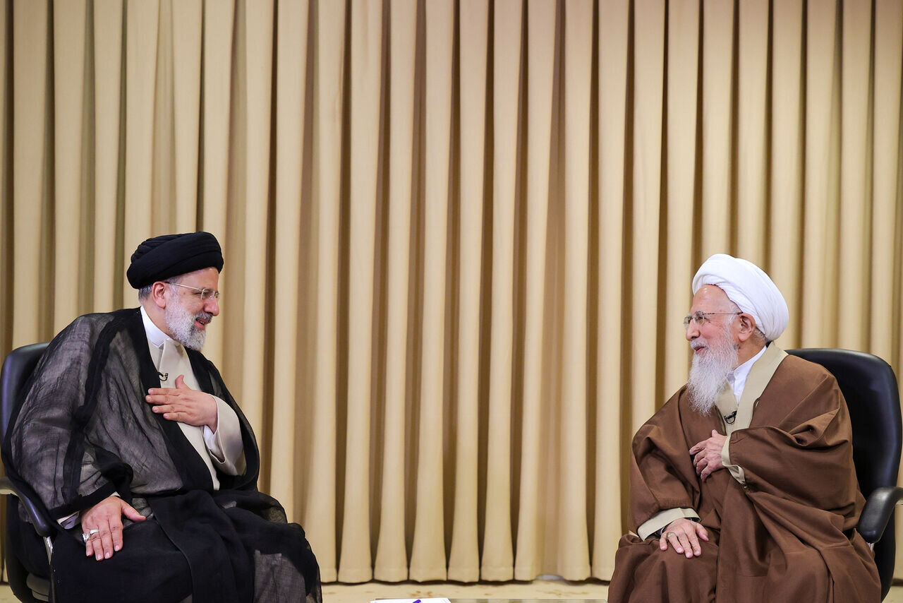 ناگفتههای دیدار رئیسی با آیت الله جوادی آملی | آیا آیتالله برای احمدینژاد تعبیر خاصی داشتند؟ آیت الله جوادی آملی و شهید رئیسی