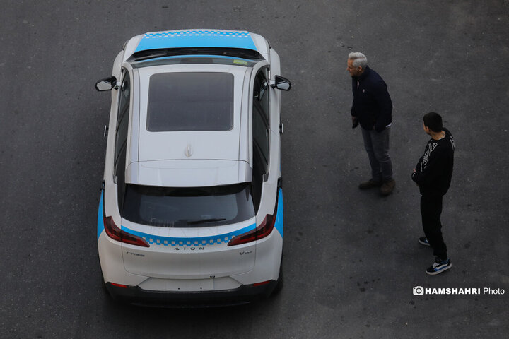 رونمایی از تاکسی برقیهای جدید تهران