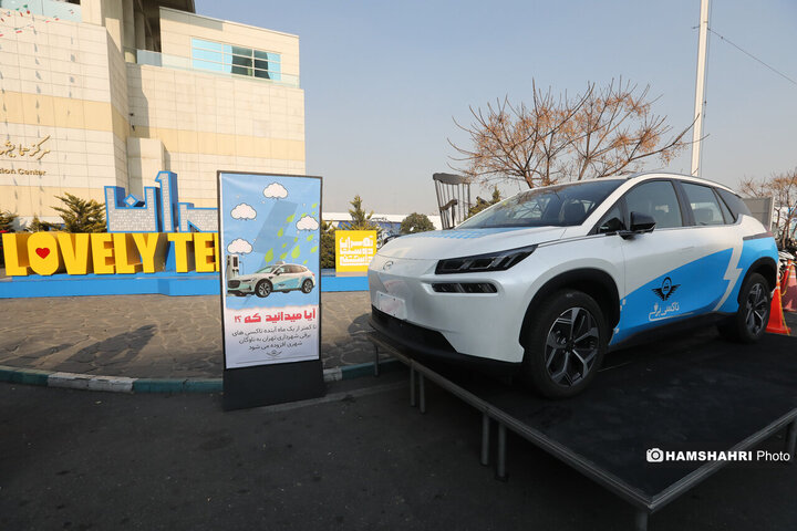 رونمایی از تاکسی برقیهای جدید تهران