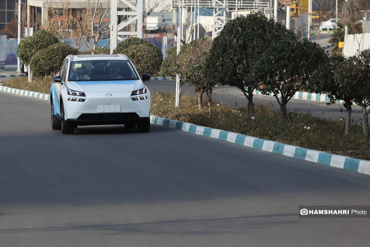 رونمایی از تاکسی برقیهای جدید تهران