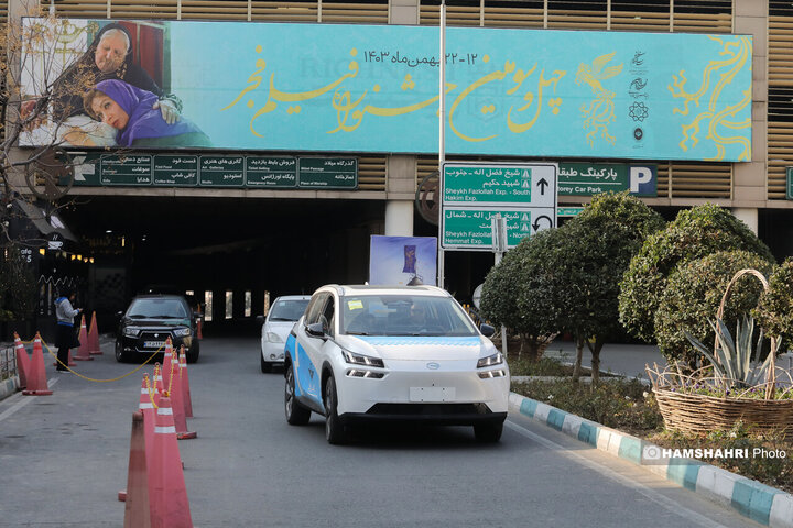 رونمایی از تاکسی برقیهای جدید تهران