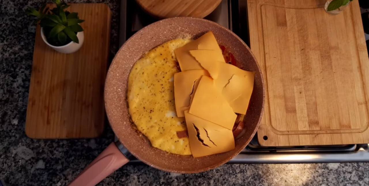 آموزش املت اسپانیایی، صبحانه حرفه ای کافی شاپی | بهترین انتخاب برای کودکان بدغذا