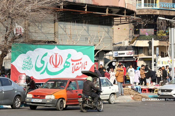 آذین بندی خیابانها به مناسبت دهه ی فجر